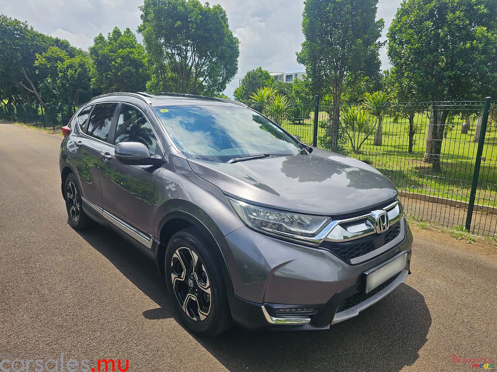 2020' Honda CR-V Turbo Exclusive AWD 1.5 photo #2