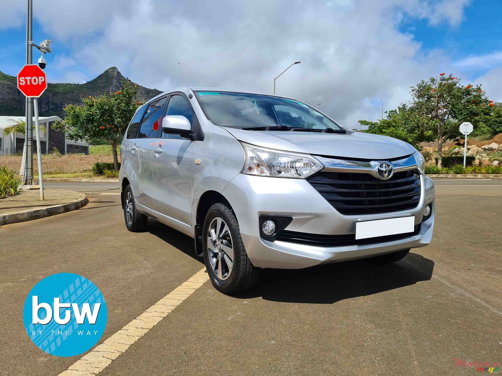 2016' Toyota Avanza photo #1