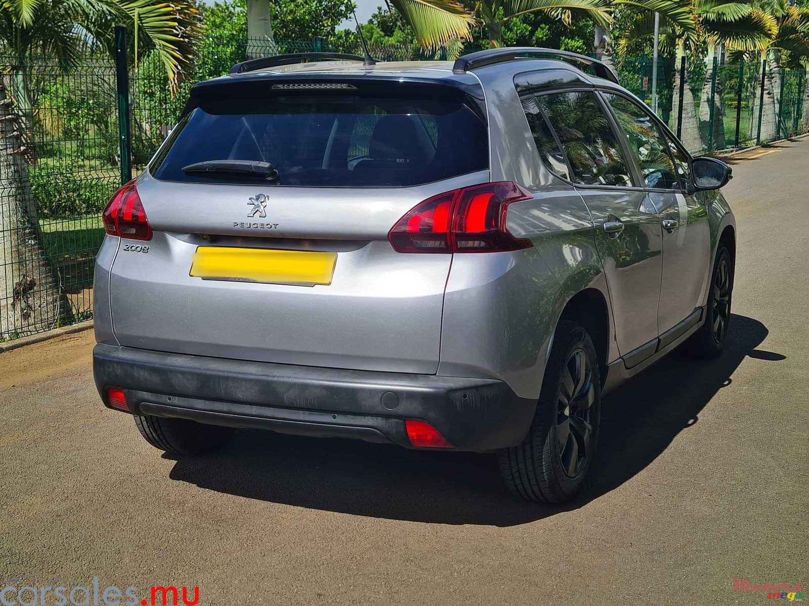 2019' Peugeot 2008 1.2T Puretech photo #4