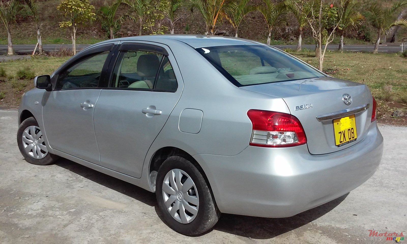 2008' Toyota BELTA 1300cc photo #1
