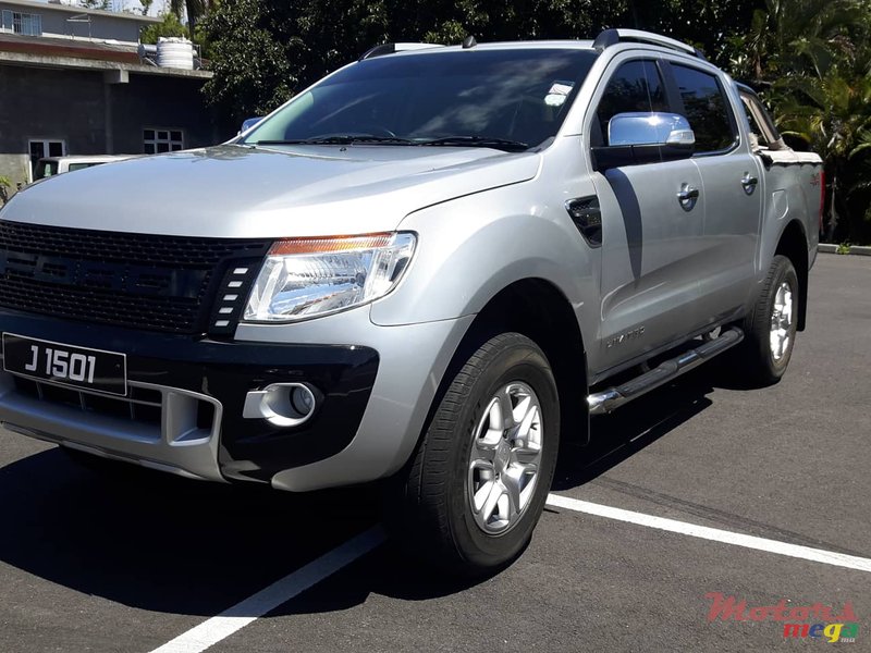 2015' Ford Ranger LIMITED 3.2 AUTO photo #3