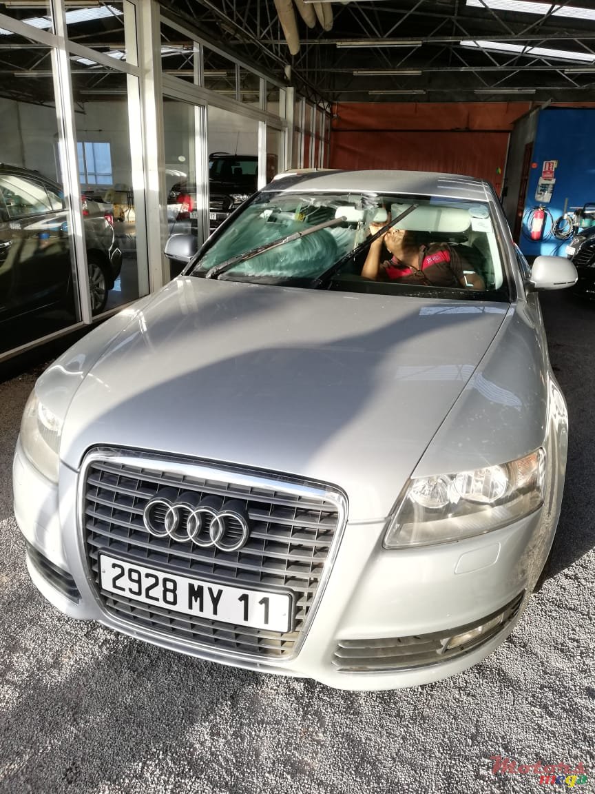 2011' Audi A6 C6 photo #5