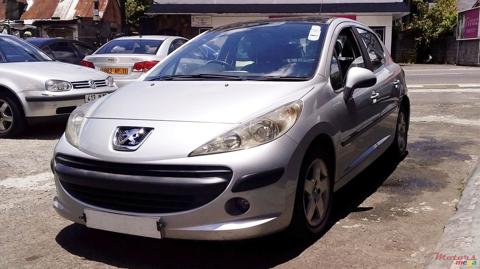 2007' Peugeot 207 photo #2