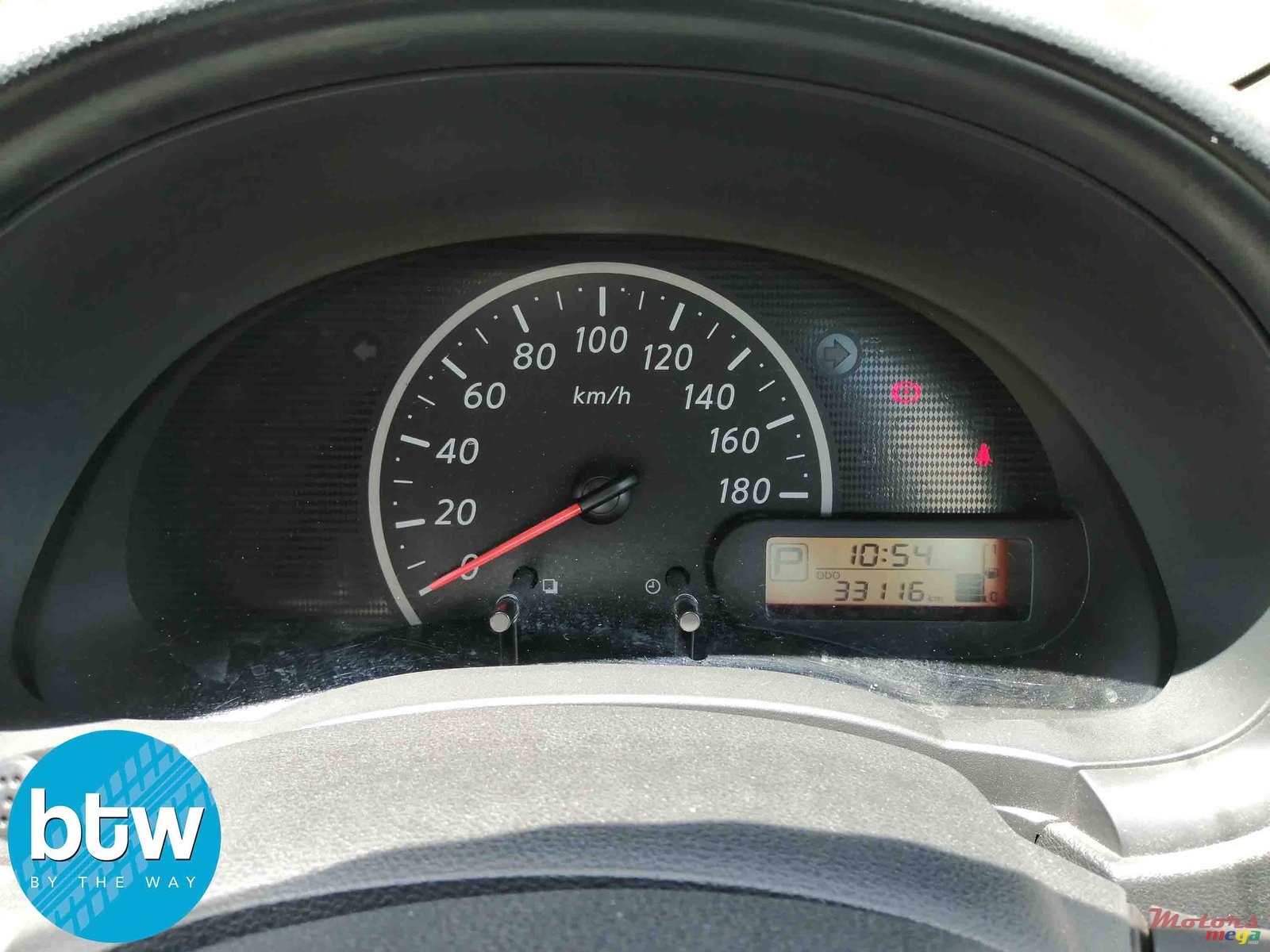 2015' Nissan March photo #7