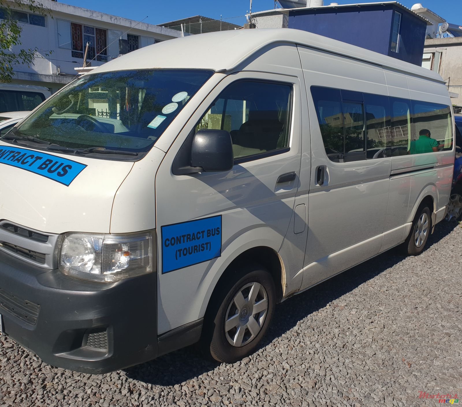 2012' Toyota HiAce photo #2