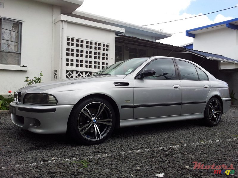 2000' BMW 540i V8 photo #1