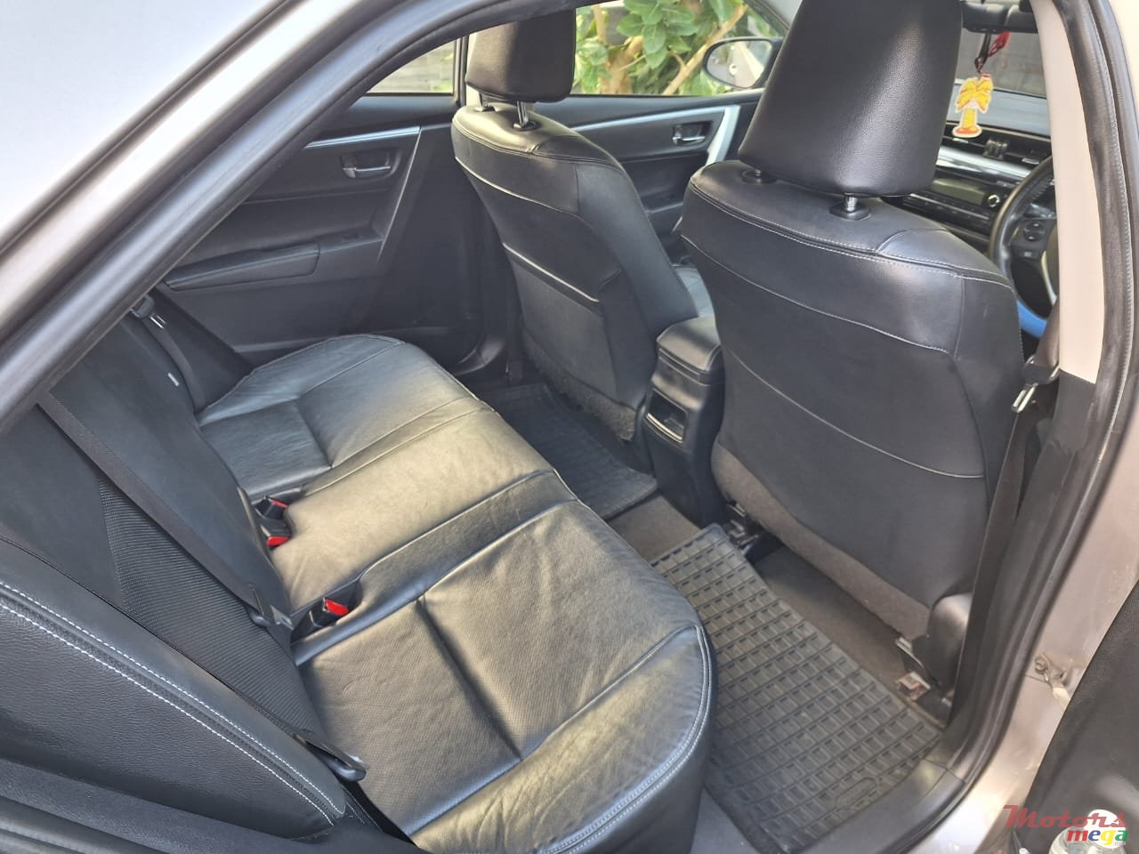 2016' Toyota Corolla photo #6