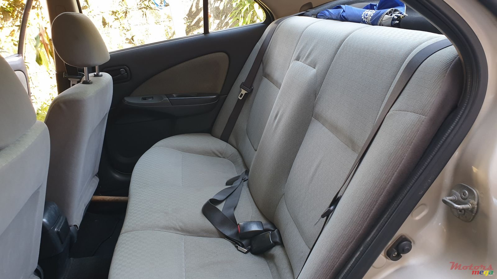 2005' Nissan Sunny photo #4