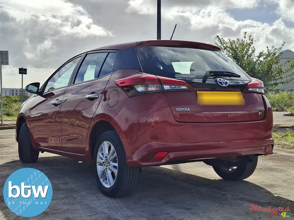 2019' Toyota Yaris photo #3