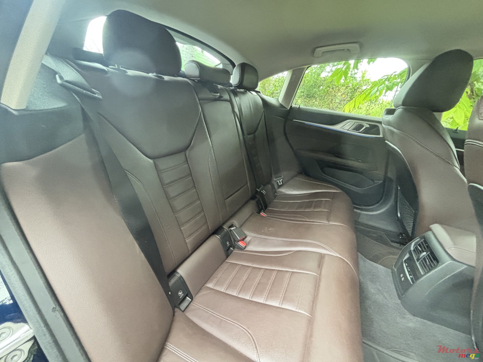 2022' BMW i4 photo #4