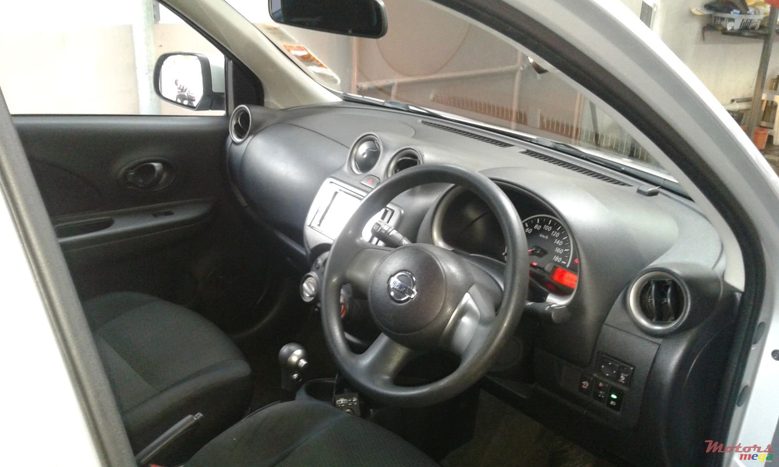 2011' Nissan March ak 13 automatic photo #7