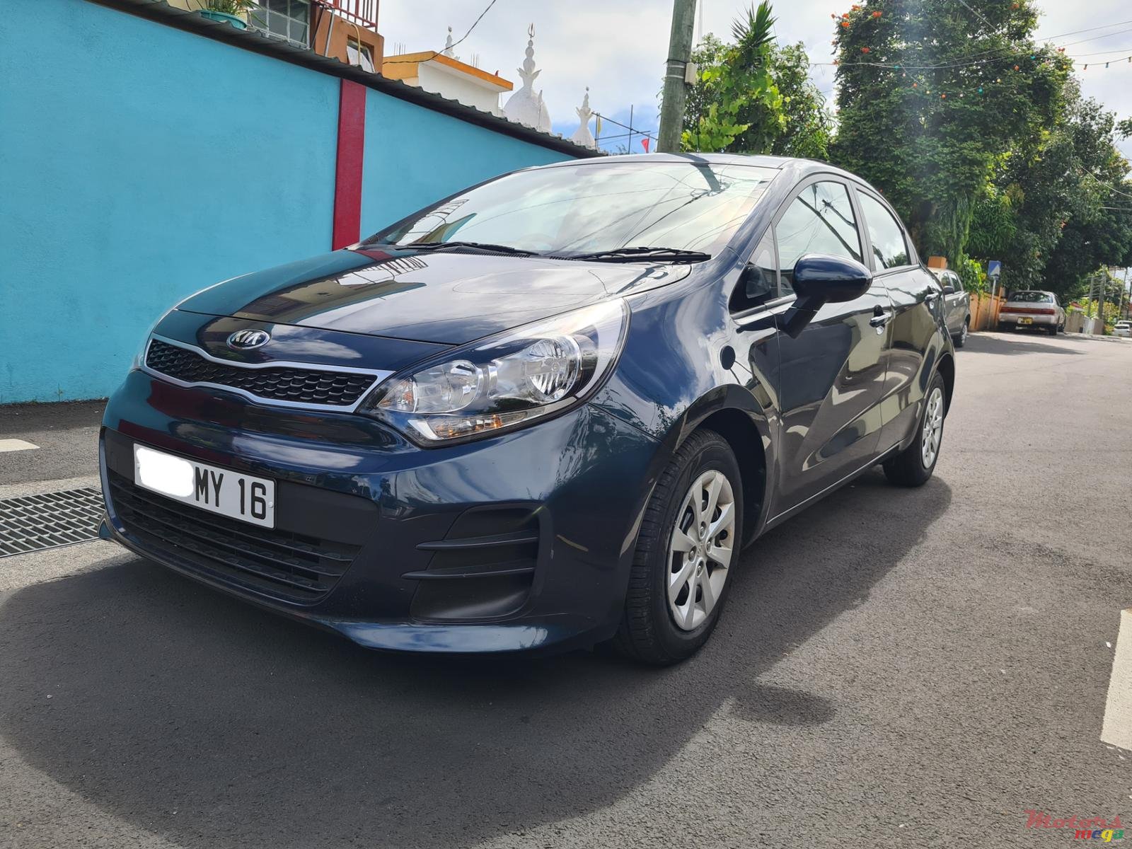 2016' Kia Rio Hatchback photo #2