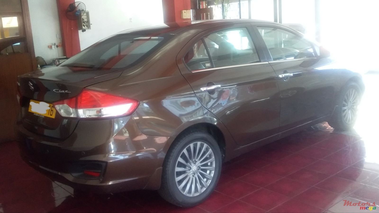 2016' Suzuki Ciaz photo #4