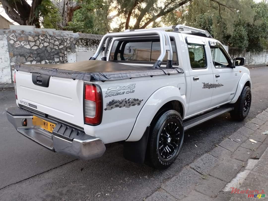 2019' Nissan NP300 Pickup photo #4