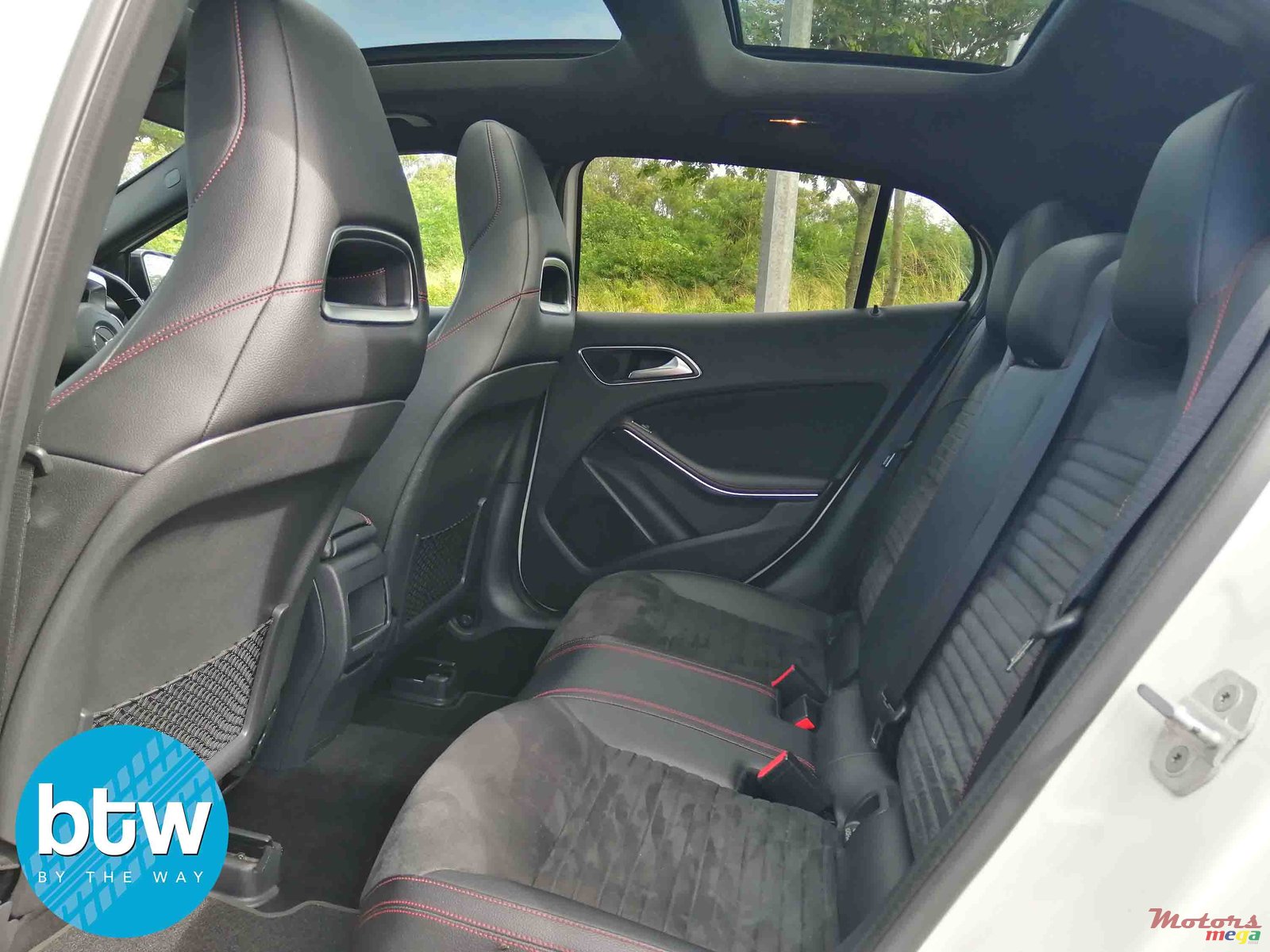 2016' Mercedes-Benz GLA-Class photo #3