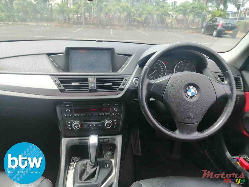 2011' BMW X1 photo #6