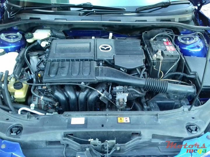 2007' Mazda 3 MANUAL photo #4