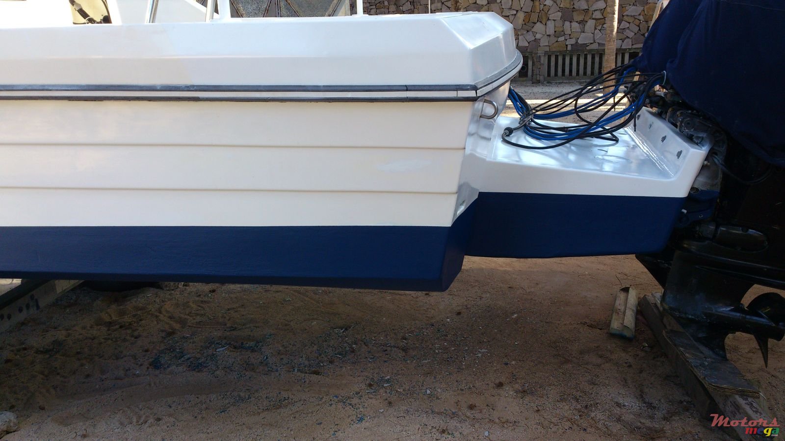 2001' Boston Whaler photo #4