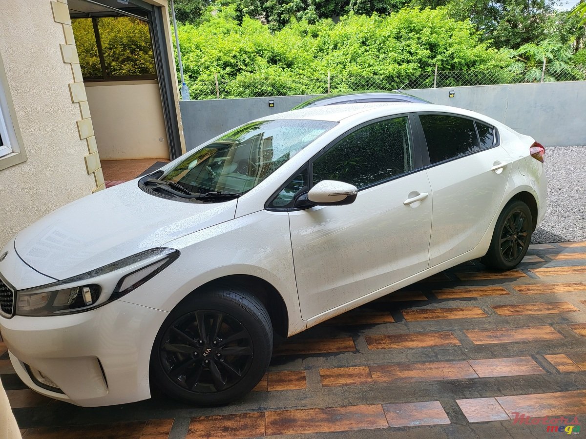 2017' Kia Cerato photo #5