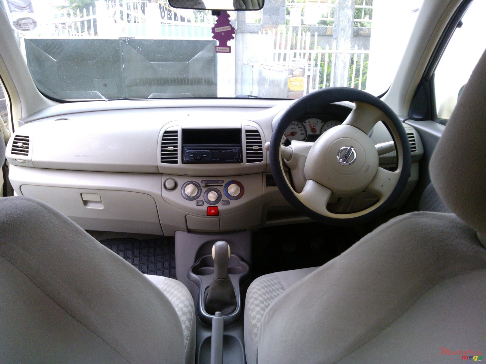 2009' Nissan Micra ak12 photo #6