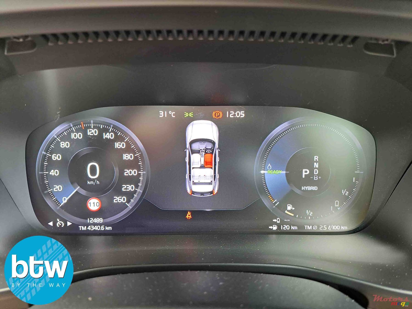 2021' Volvo photo #6