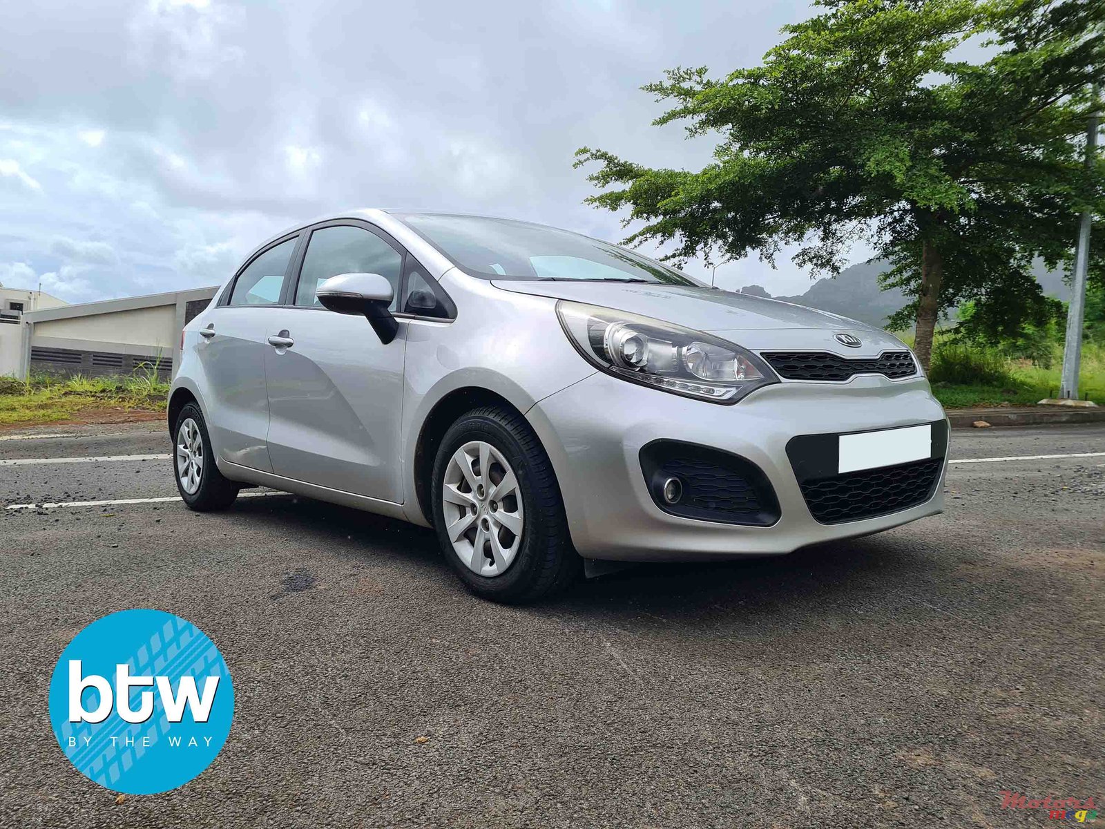 2013' Kia Rio photo #1