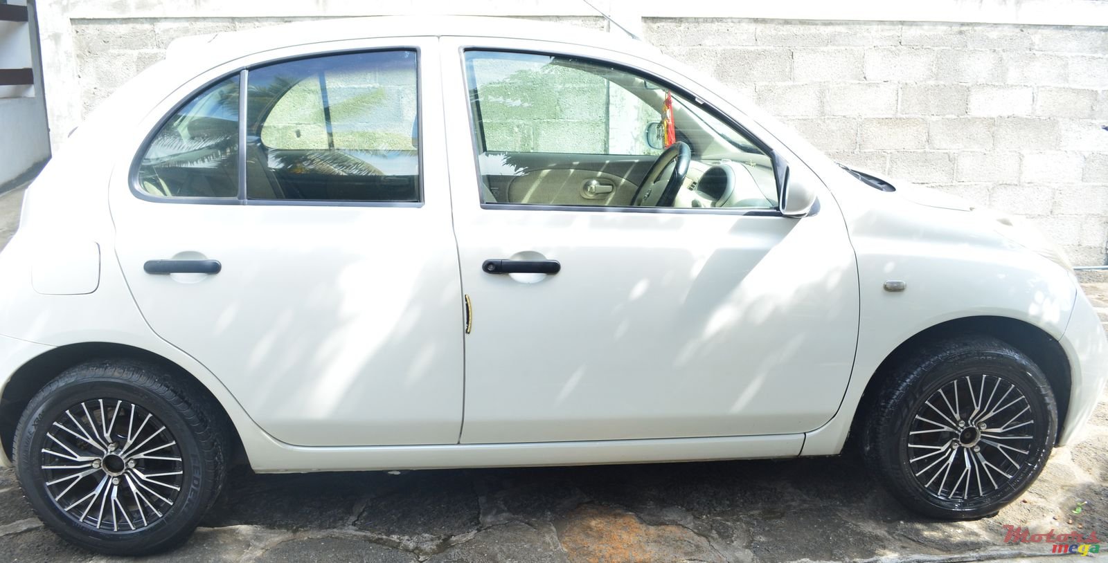 2007' Nissan March photo #2