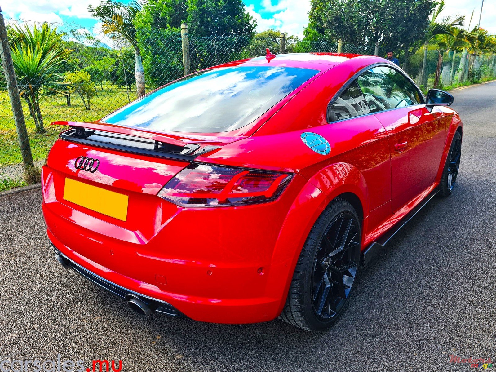 2016' Audi TT RS 2.0 TFSI photo #4