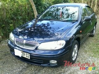 2002' Nissan photo #1