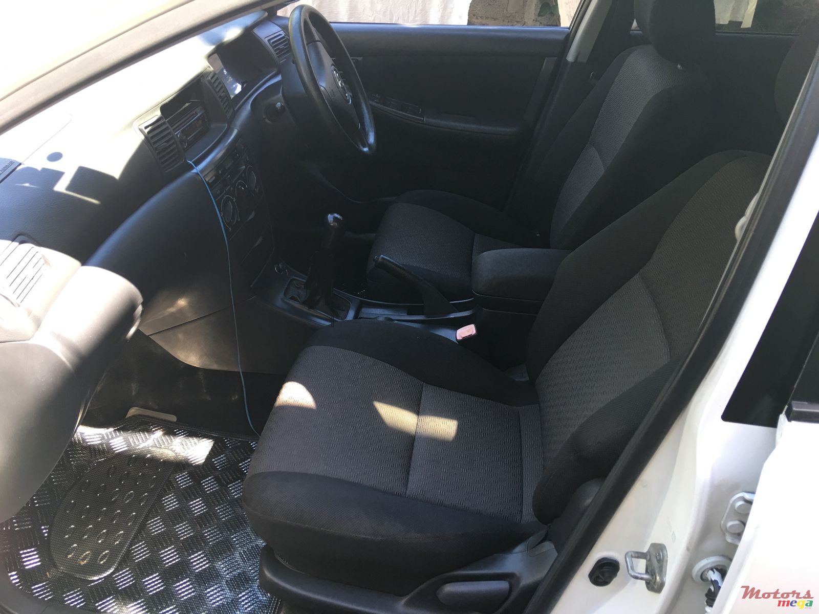 2004' Toyota F photo #5