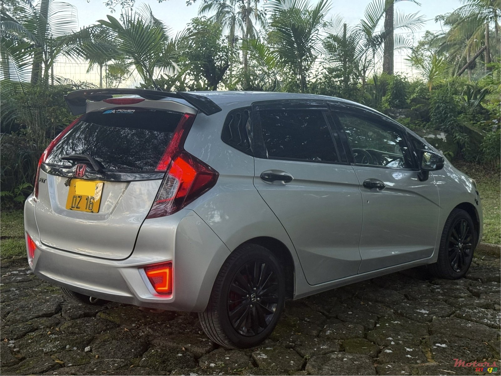 2016' Honda Fit photo #4