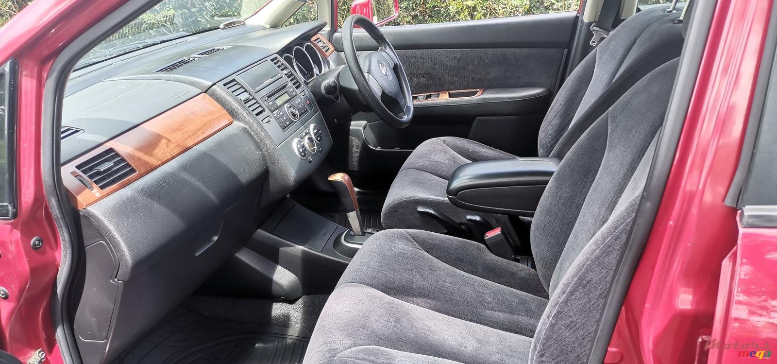 2007' Nissan Tiida photo #5