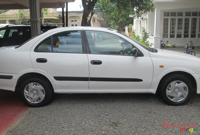 2000' Nissan Sunny N16 photo #3