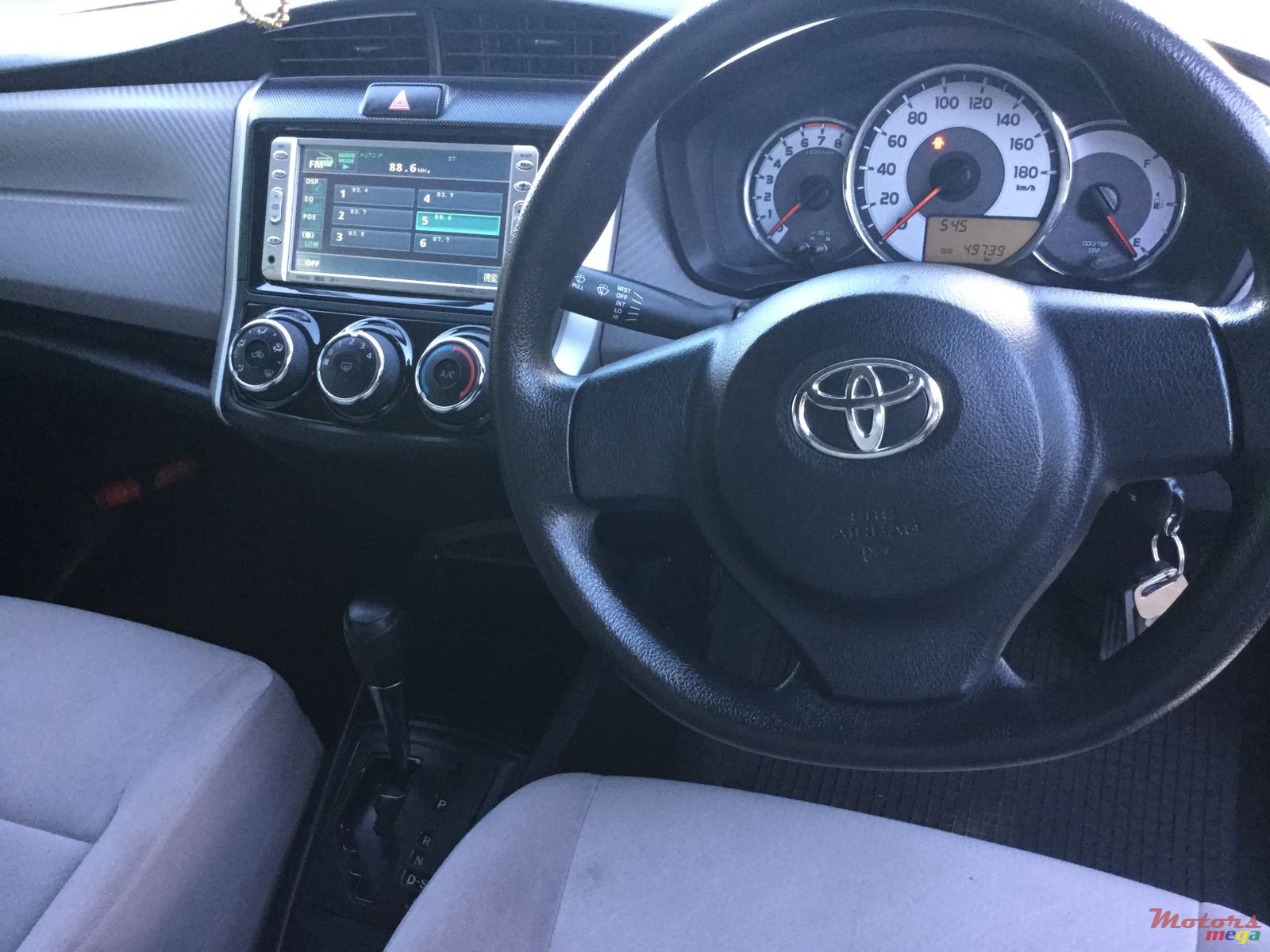 2013' Toyota Axio photo #5