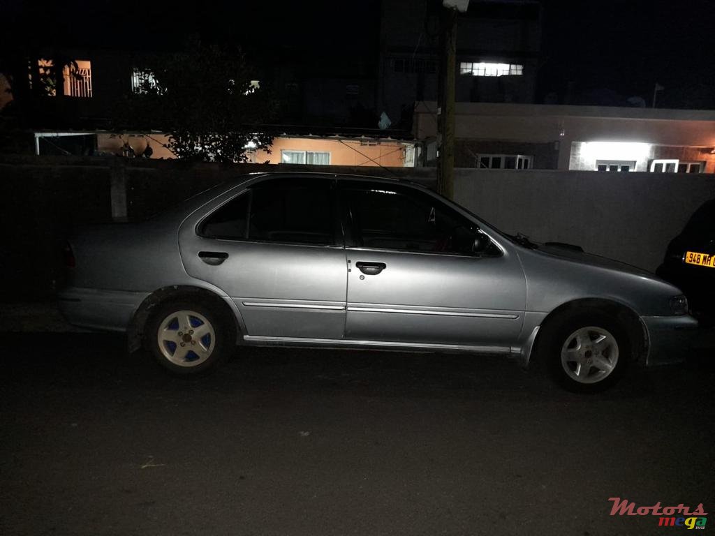 1999' Nissan Sunny photo #5
