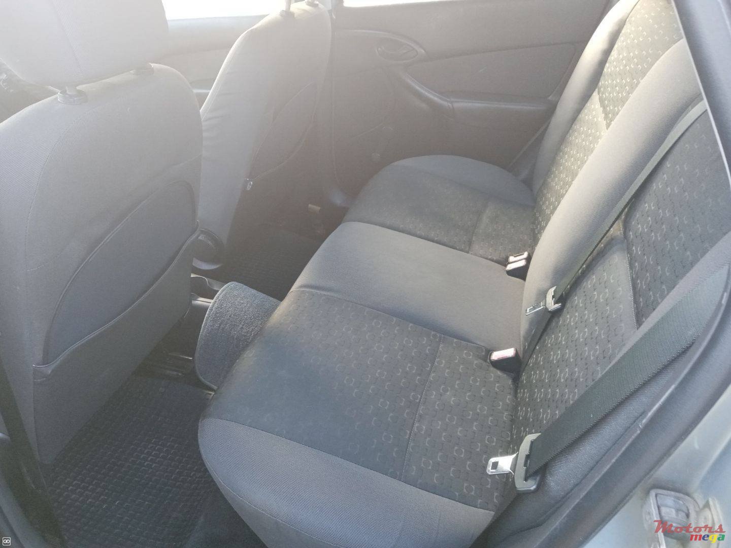 2005' Ford Focus photo #6