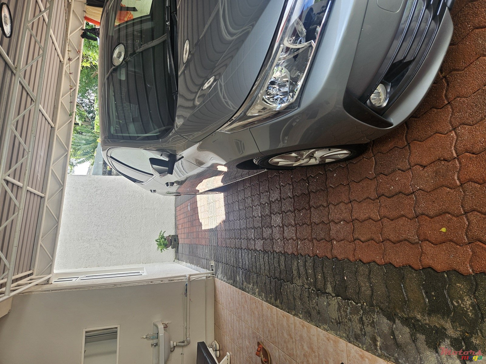 2017' Toyota Corolla photo #2