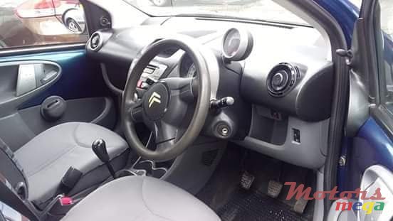 2012' Citroen C1 photo #3