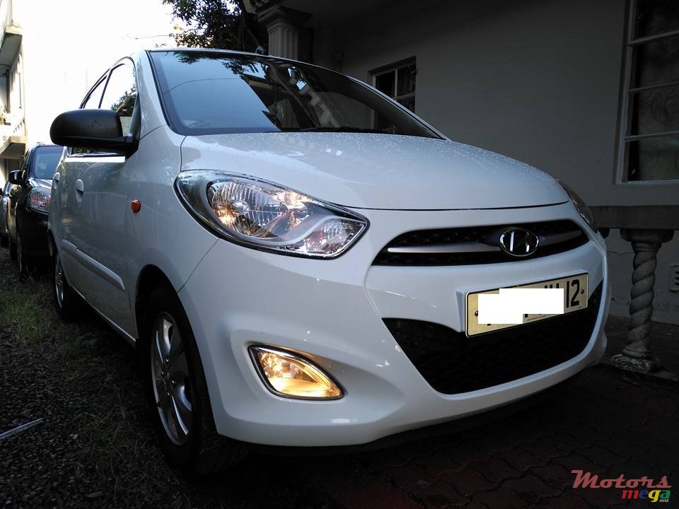 2012' Hyundai i10 photo #7