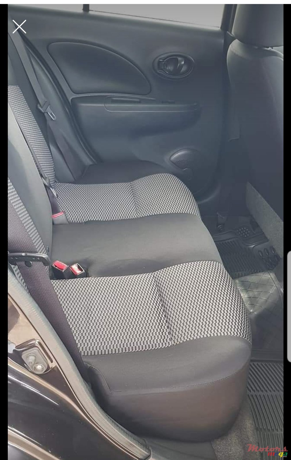 2014' Nissan March Gantes photo #5