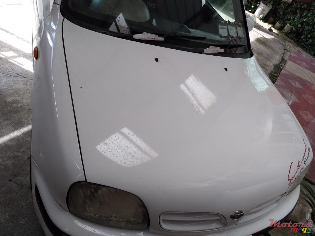 1998' Nissan photo #1