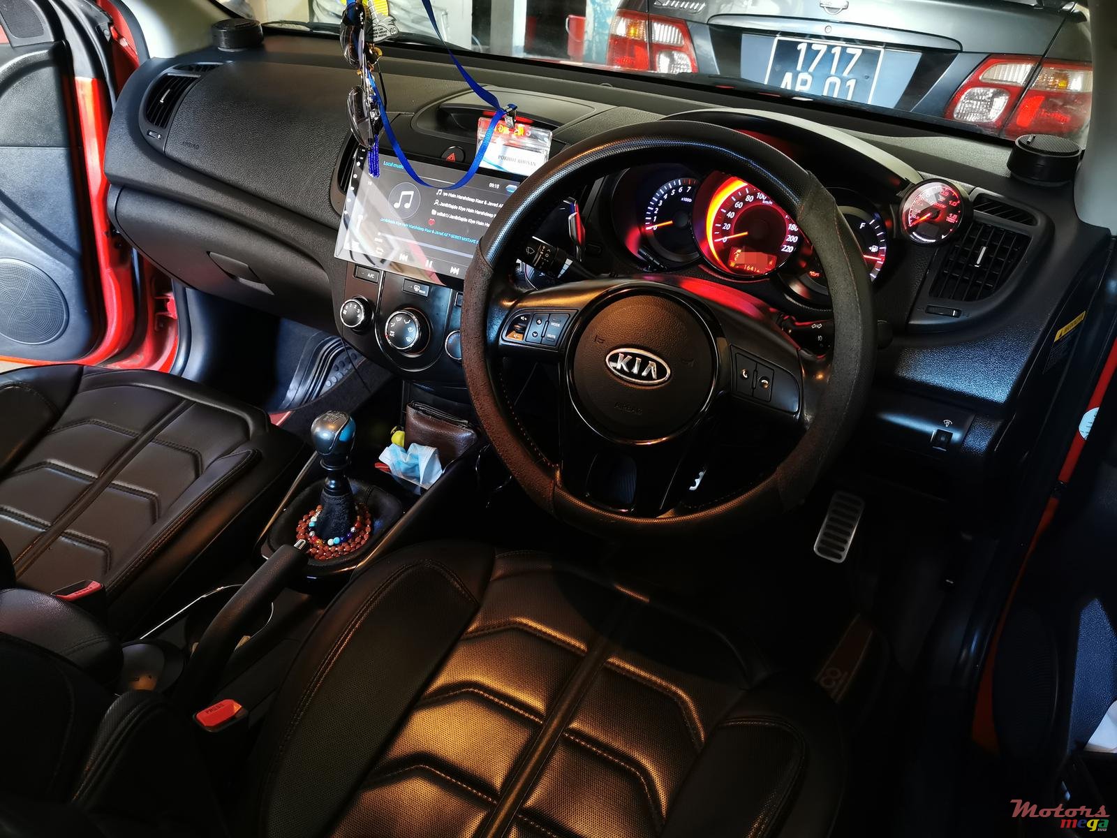 2012' Kia Koup photo #2