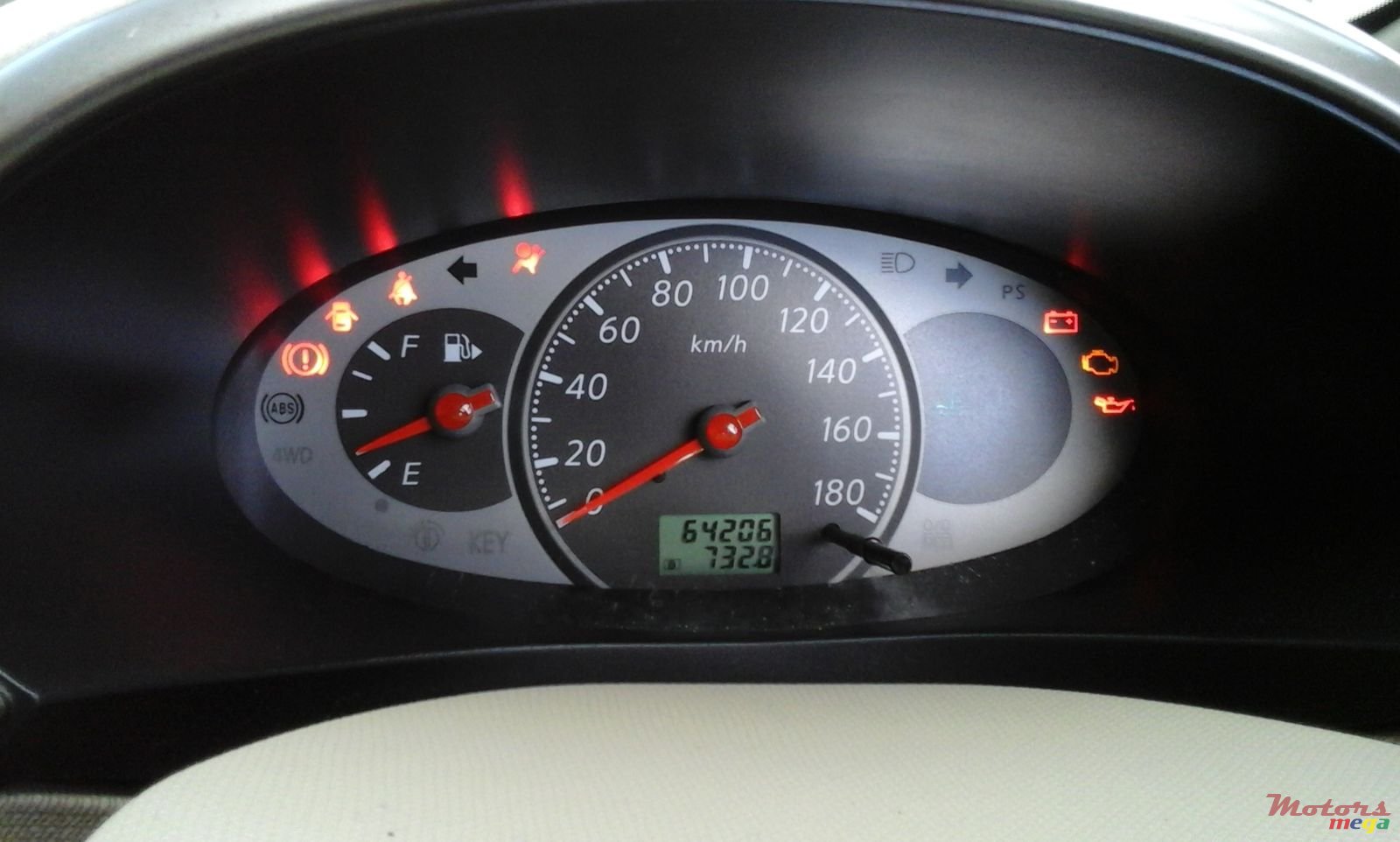 2004' Nissan March photo #3