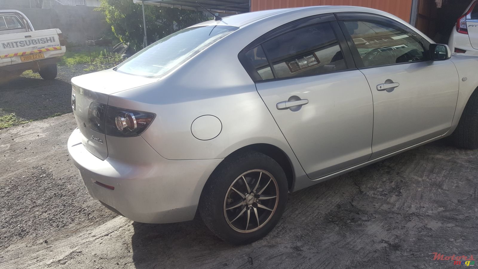 2008' Mazda Axela photo #1