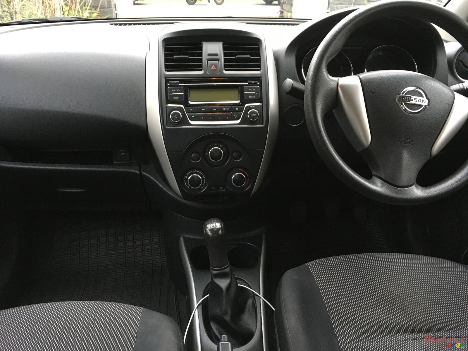 2016' Nissan Almera photo #4