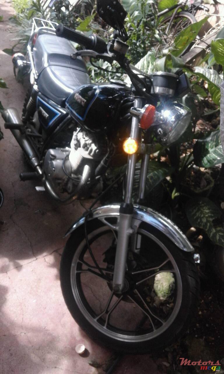 2013' Suzuki photo #2