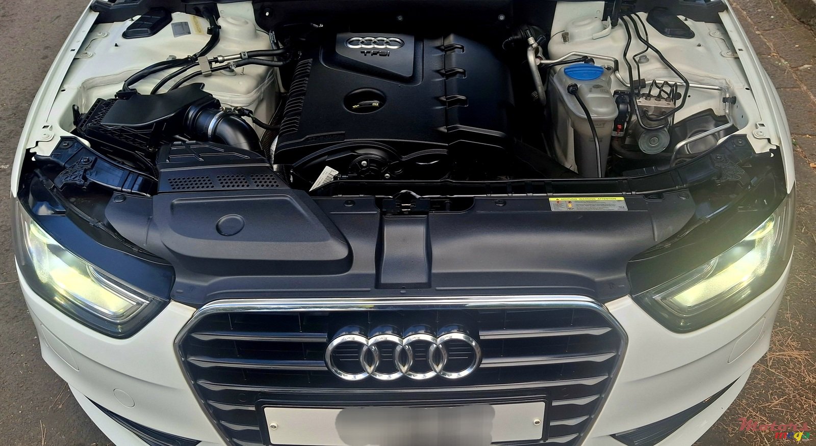 2015' Audi A4 photo #2