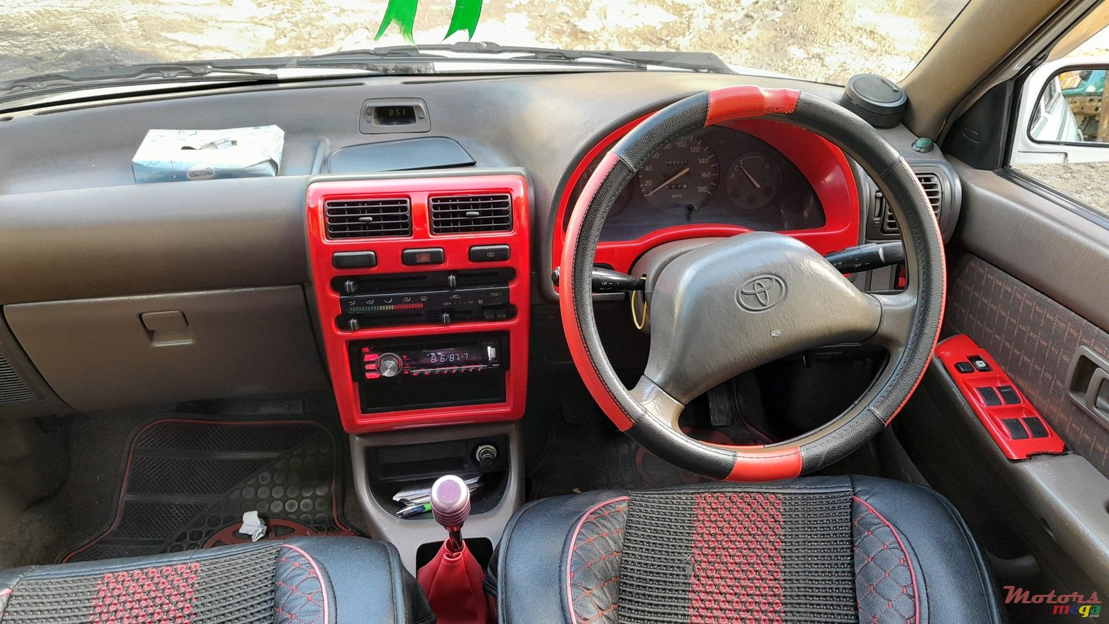 1993' Toyota Starlet photo #5