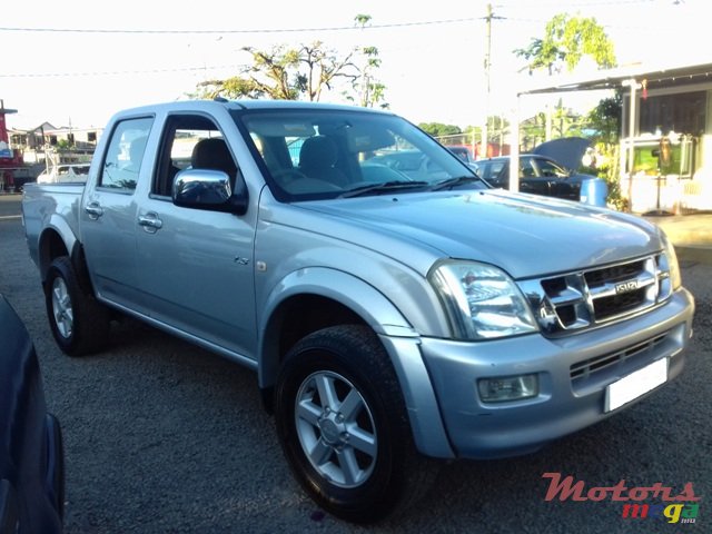 2004' Isuzu D-Max 4*4 photo #2