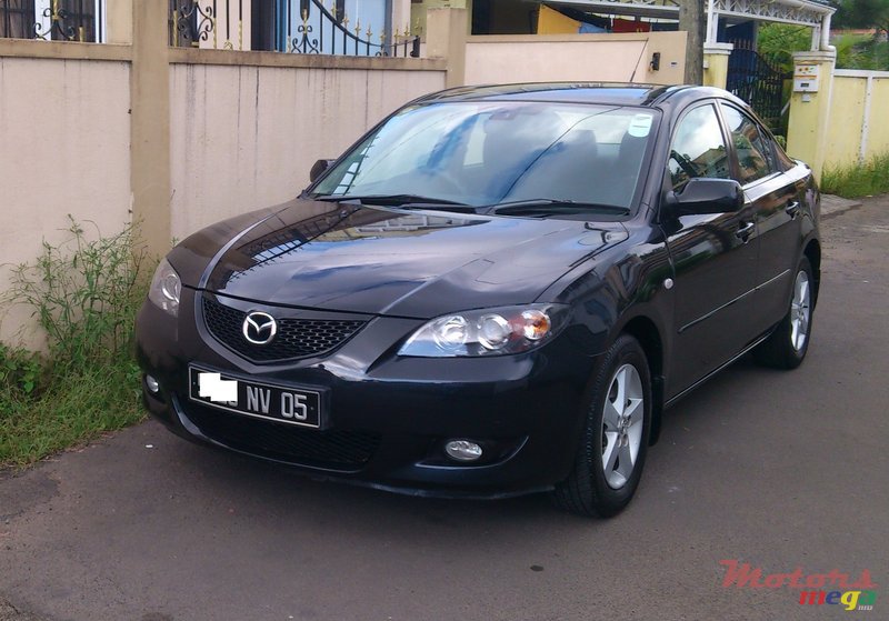 2005' Mazda 3 photo #1